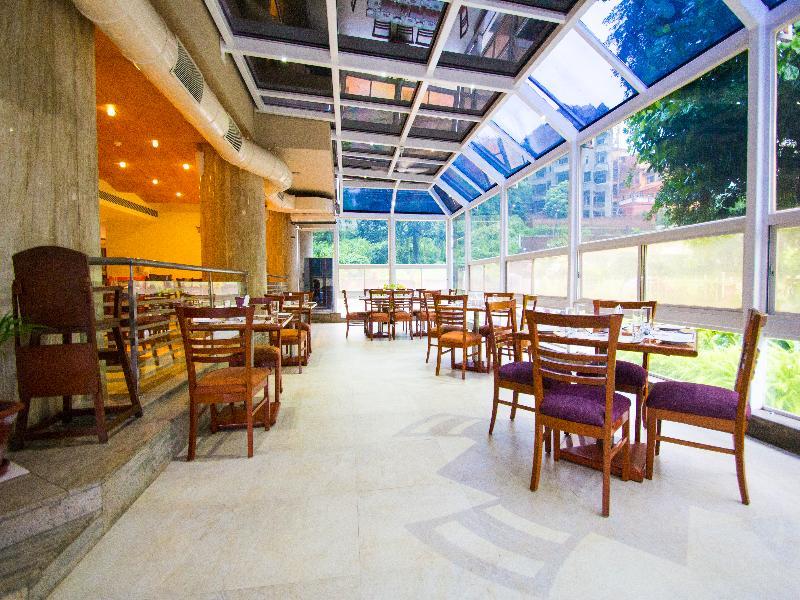 Chances Resort And Casino An Indy Resort Panaji Exterior foto